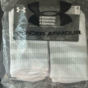 UA ESSENTIAL LIGHTWEIGHT CREW SOCKS